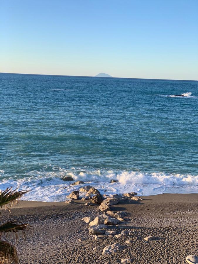 La Porta Delle Eolie Διαμέρισμα Capo dʼOrlando Εξωτερικό φωτογραφία