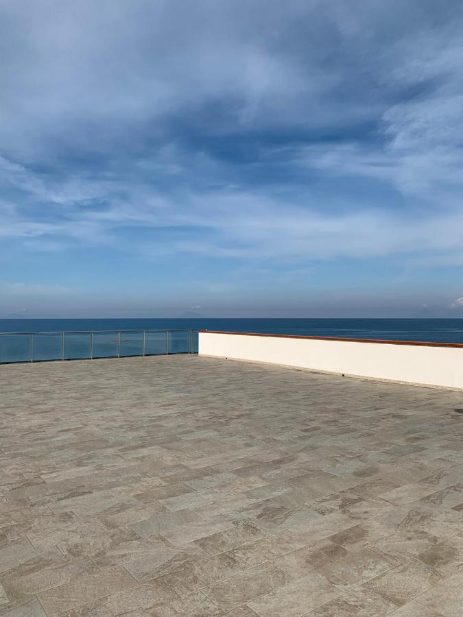 La Porta Delle Eolie Διαμέρισμα Capo dʼOrlando Εξωτερικό φωτογραφία